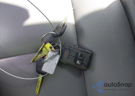 2015 Chevrolet Silverado 1500 Wt z USA, uszkodzony, nr VIN 1GCNCPEH1FZ273795